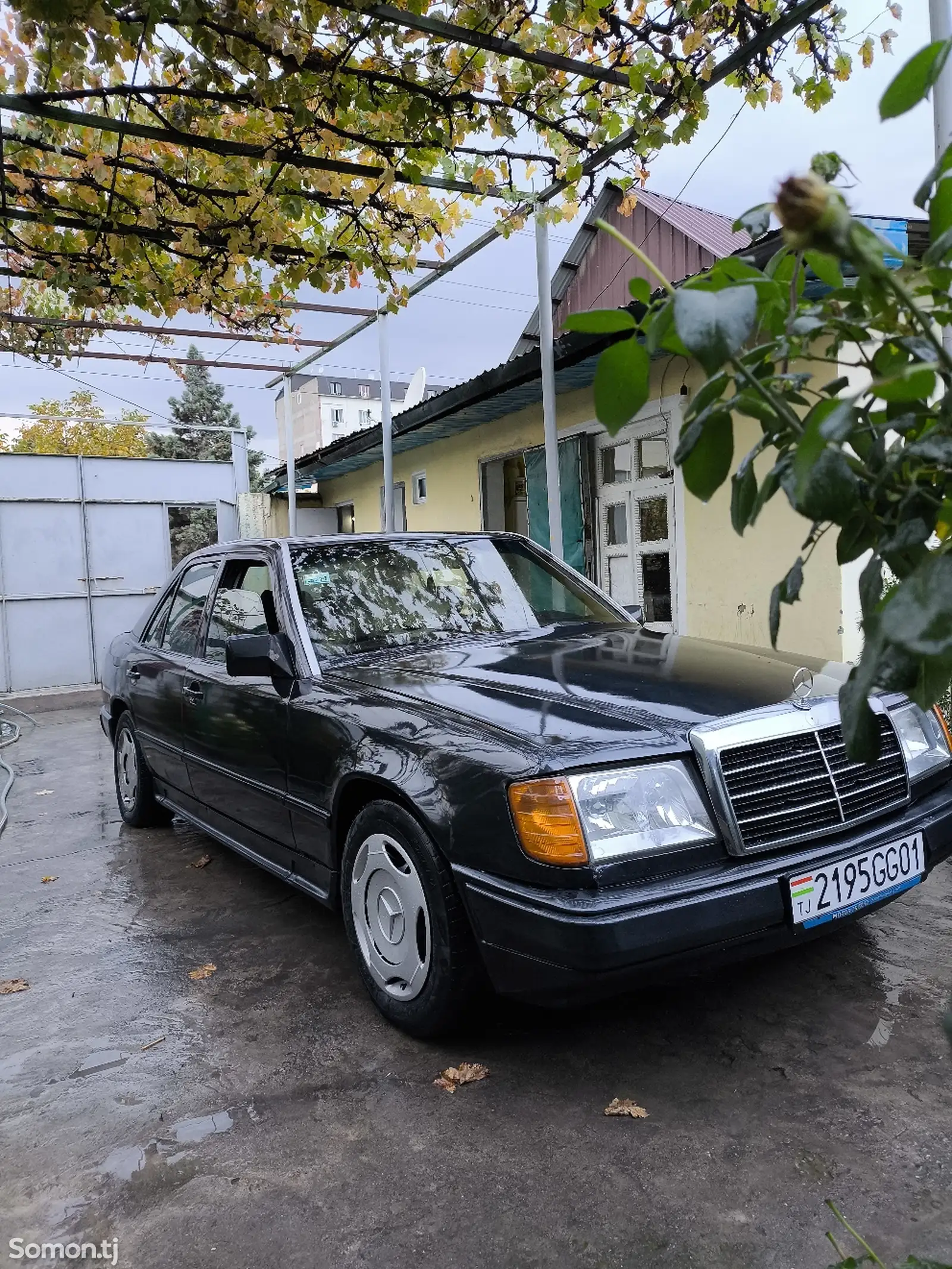 Mercedes-Benz W124, 1992-1