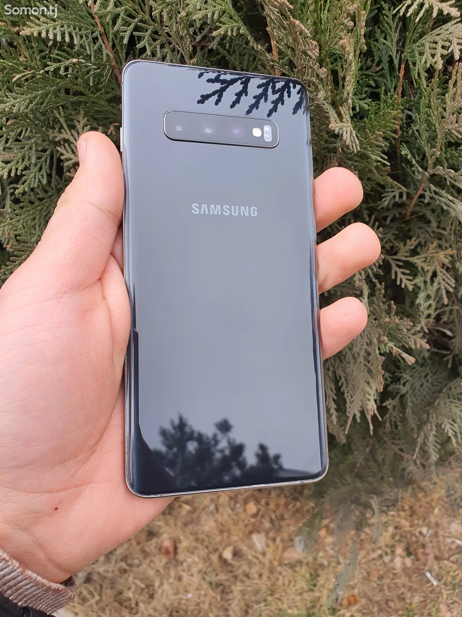 Samsung Galaxy S10+-1