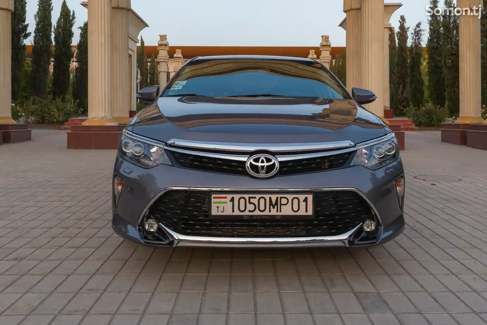 Toyota Camry, 2017-3