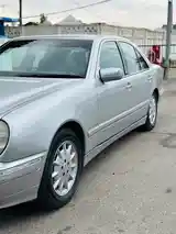 Mercedes-Benz E class, 2001-3