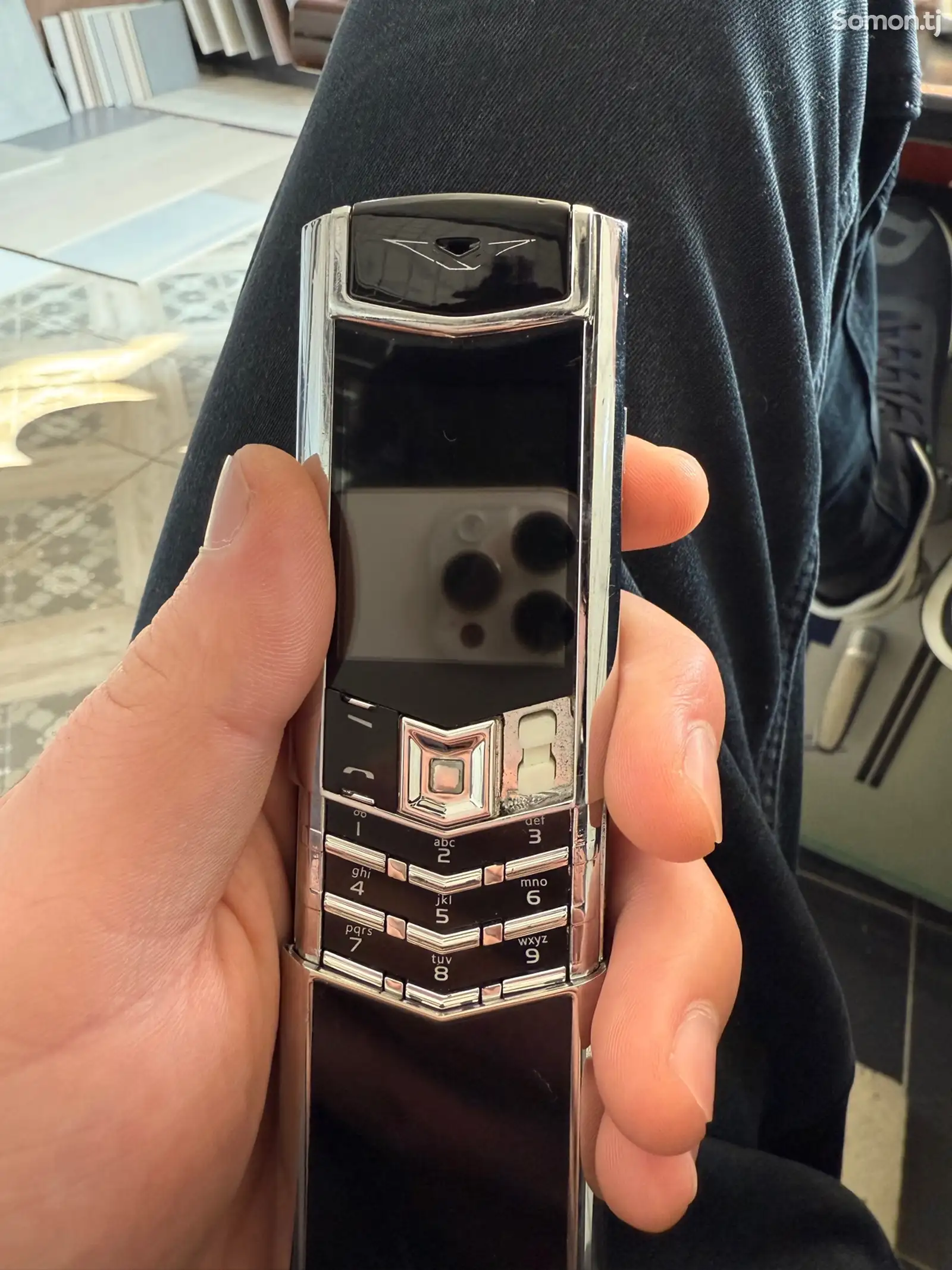 Телефон Vertu-1