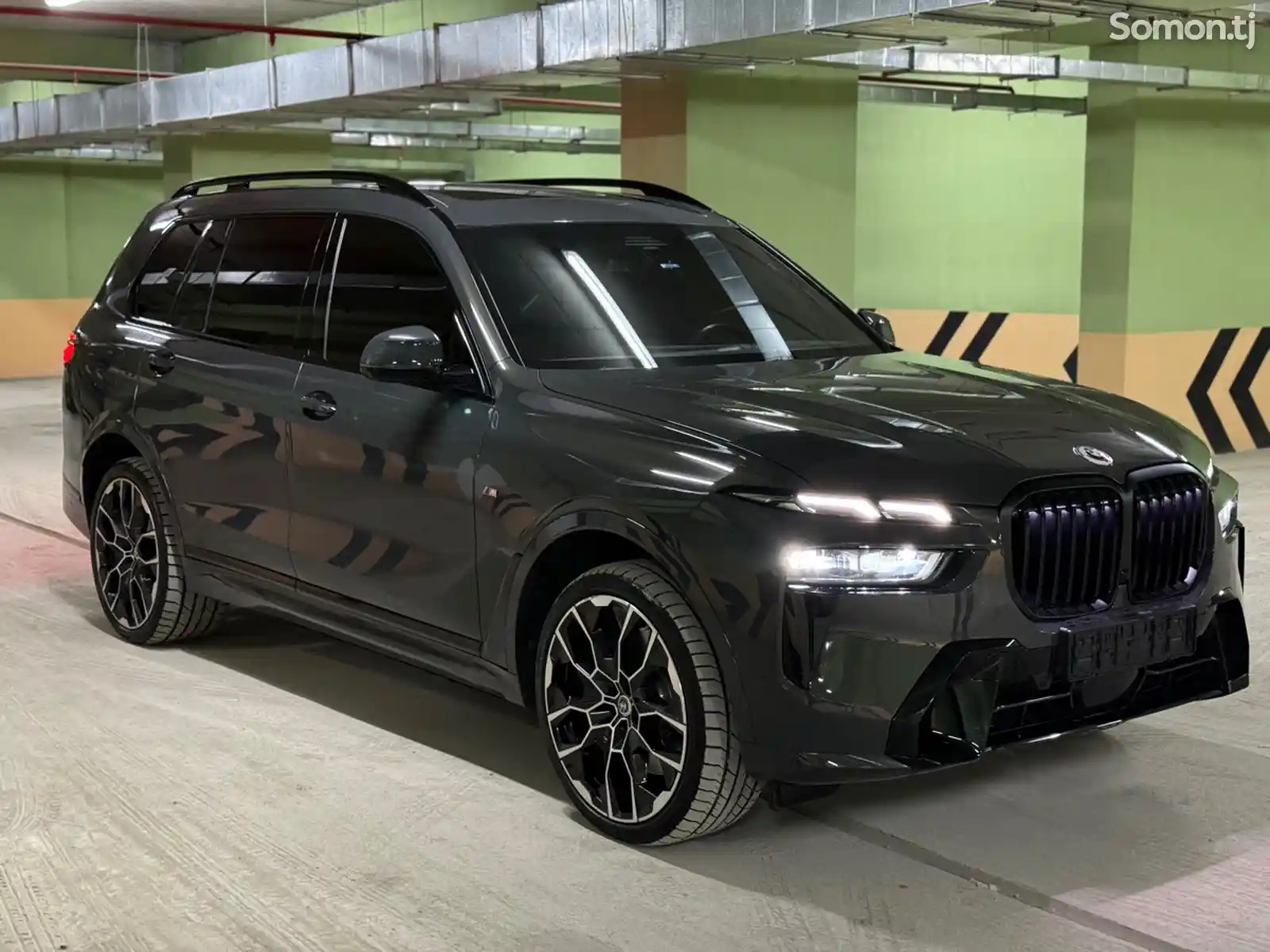 BMW X7, 2023-2