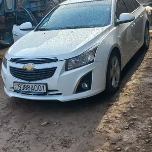 Chevrolet Cruze, 2010