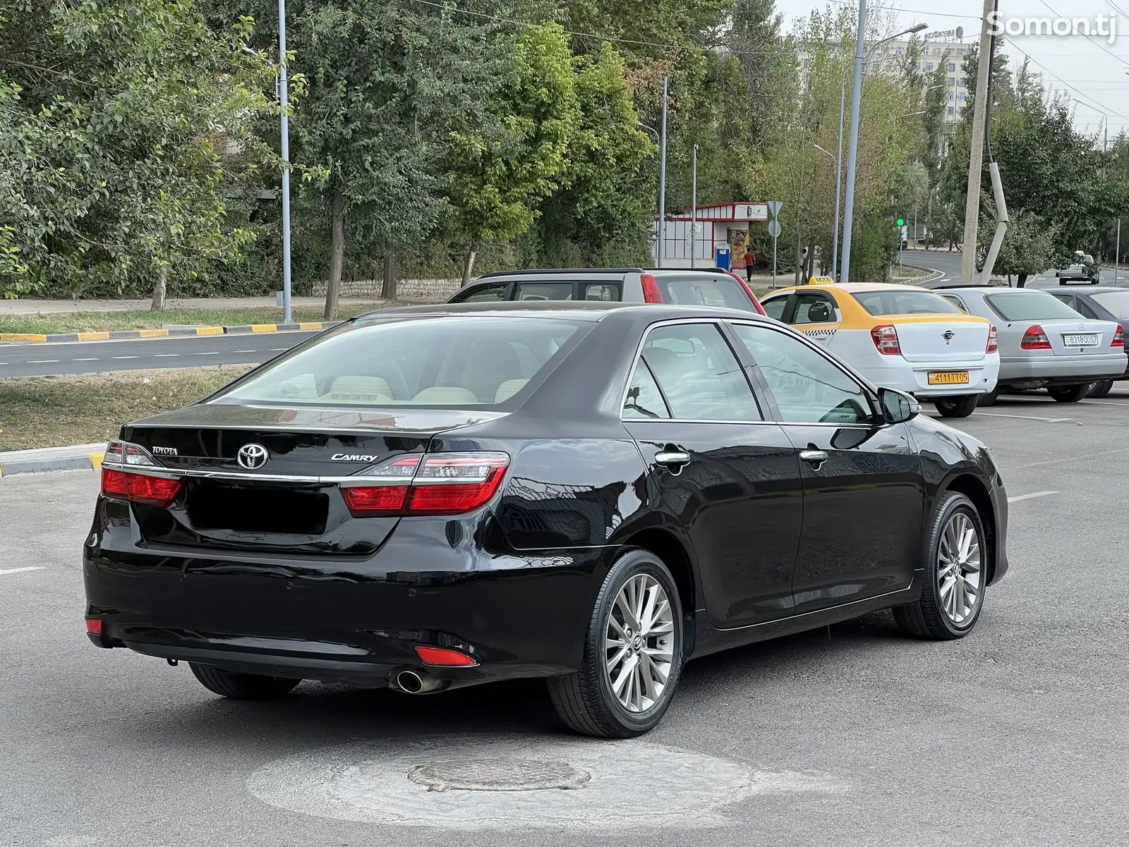 Toyota Camry, 2017-4