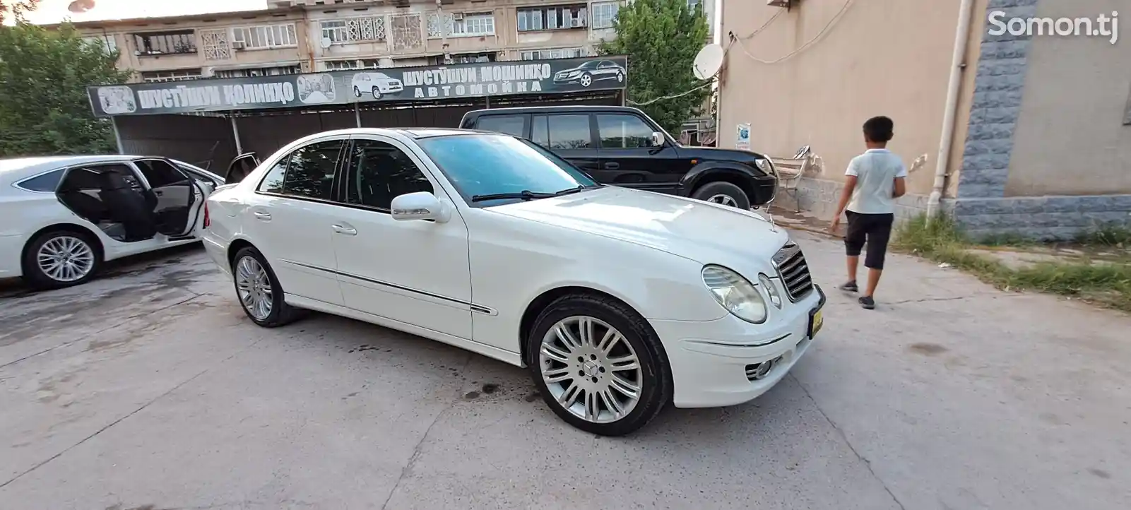 Mercedes-Benz E class, 2008-7