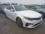 Kia Optima, 2016-5