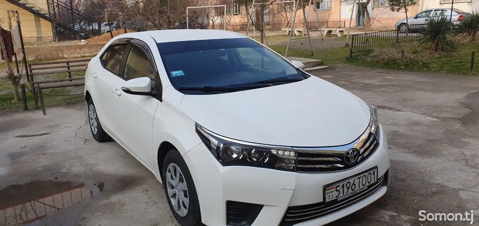 Toyota Corolla, 2015-1