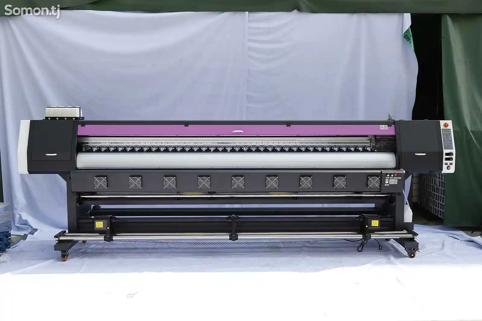 Широкоформатный принтер плоттер-10