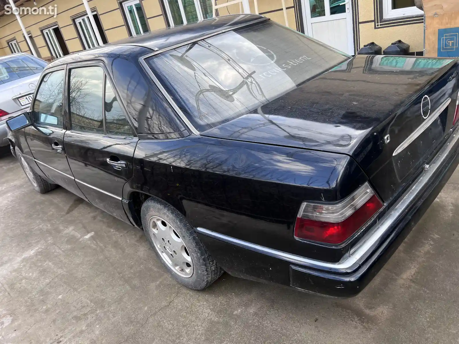 Mercedes-Benz w124 1993 на запчасти-3