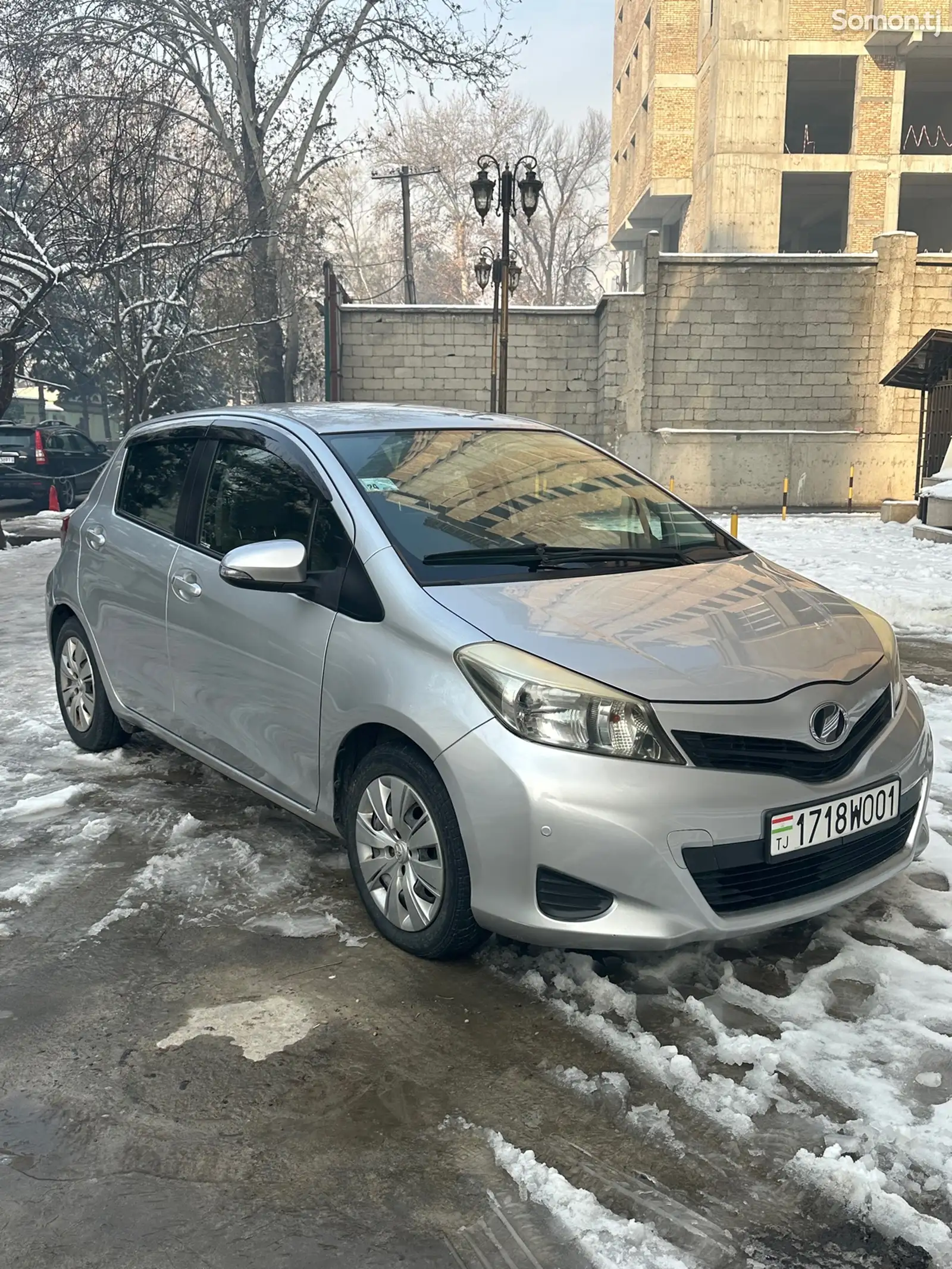 Toyota Vitz, 2011-1