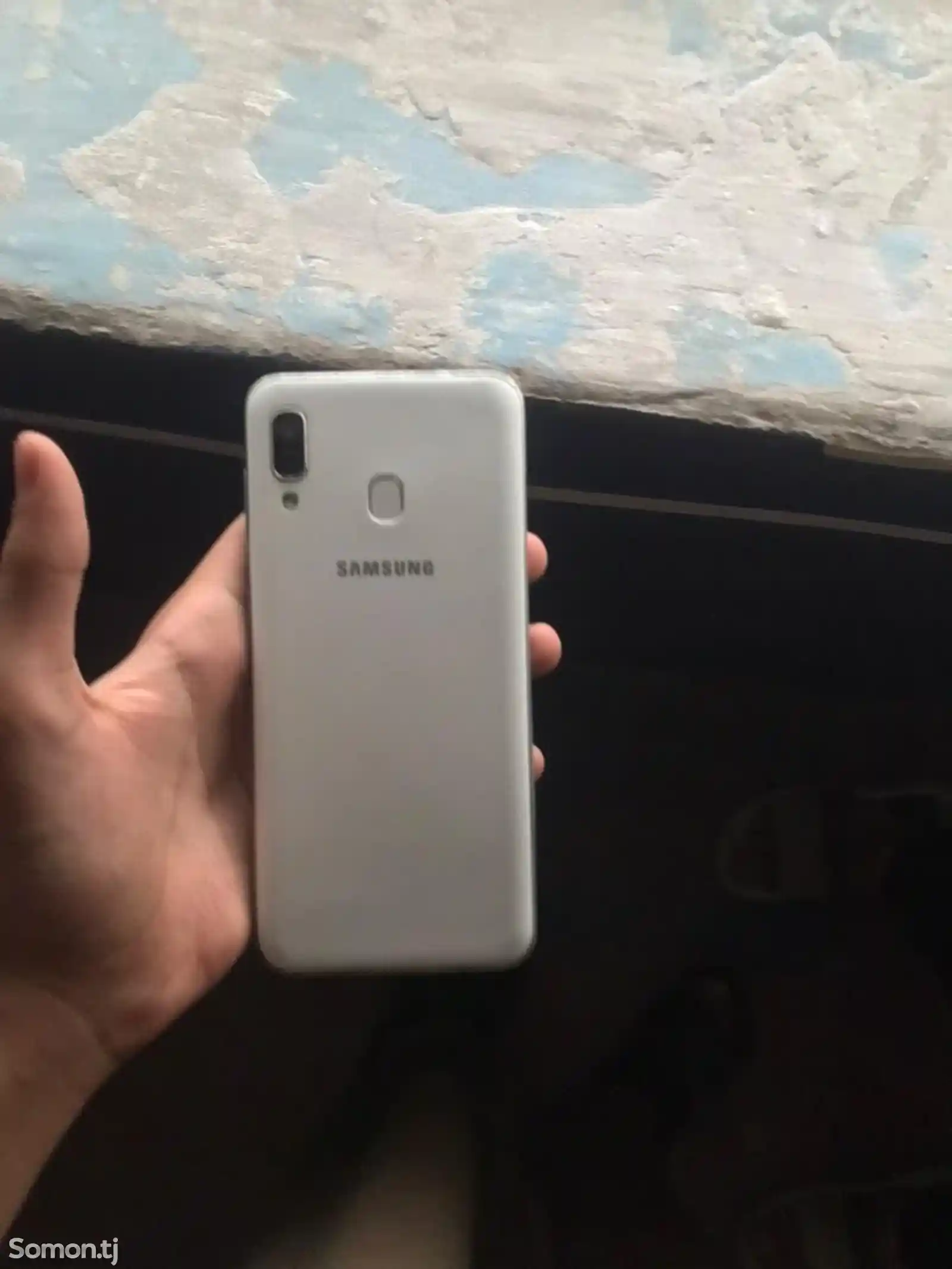 Samsung Galaxy A30-2