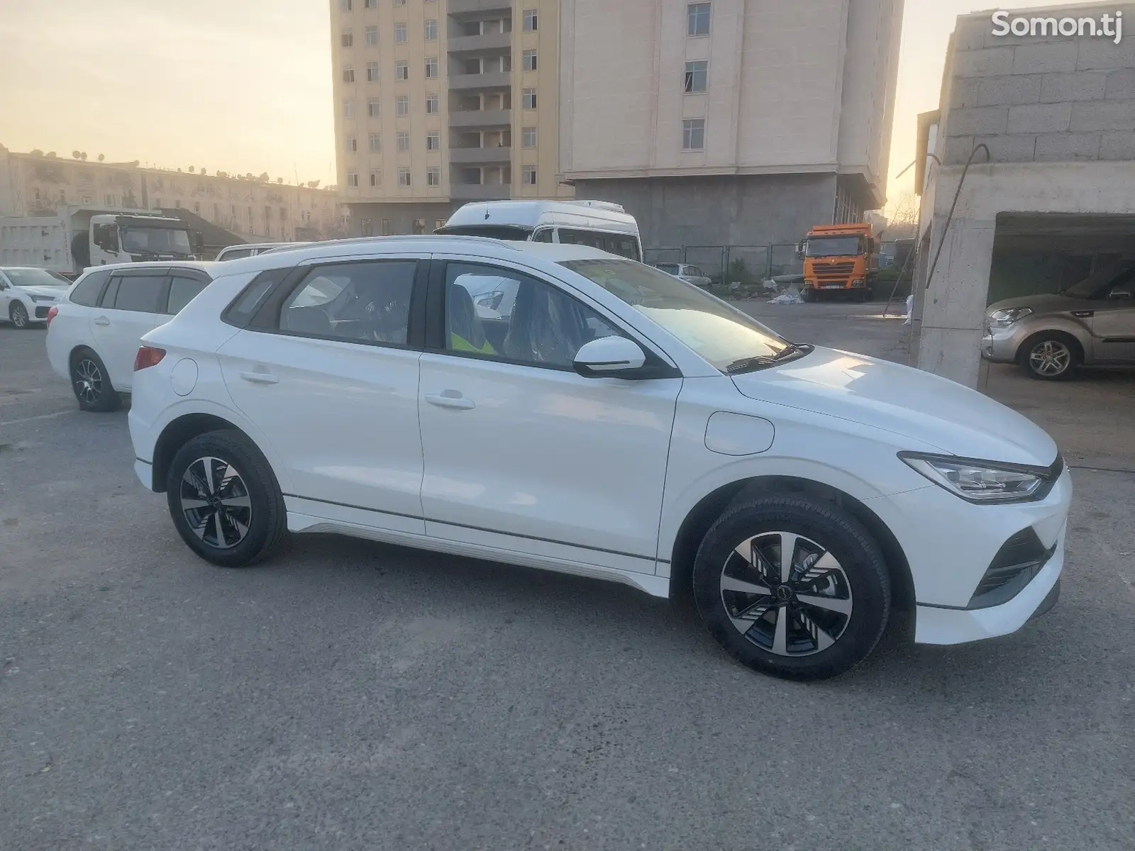 BYD E2, 2024-1