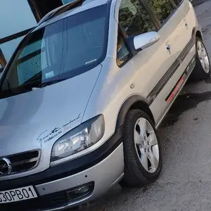 Opel Zafira, 2002