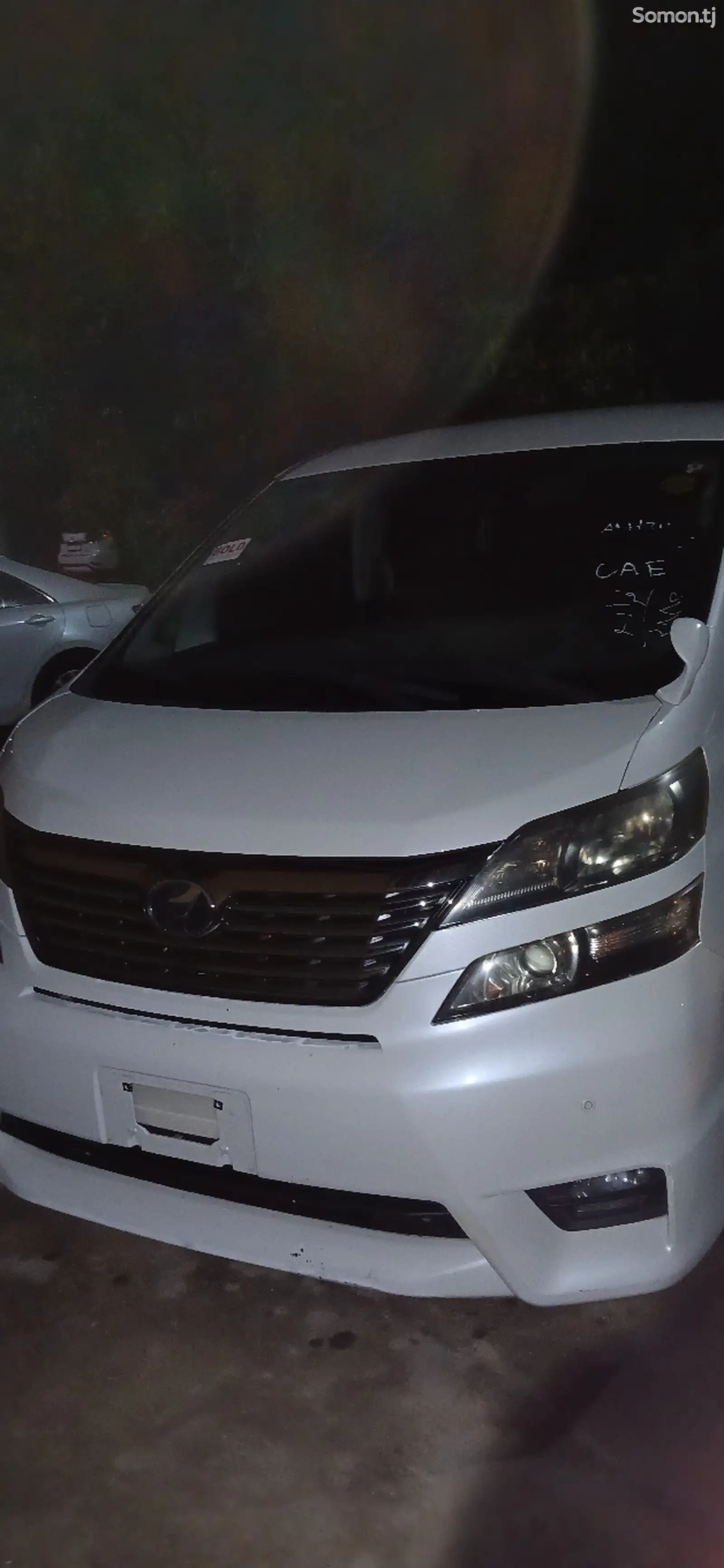 Toyota Vellfire, 2014-1