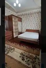 3-комн. квартира, 4 этаж, 90м², 102 мкр-5