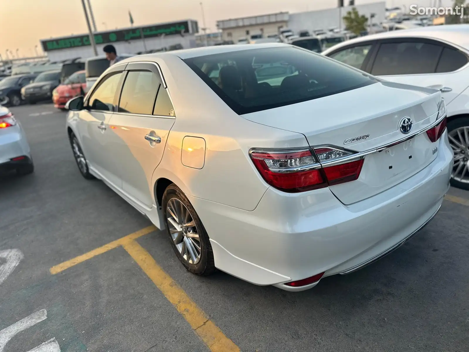 Toyota Camry, 2016-3