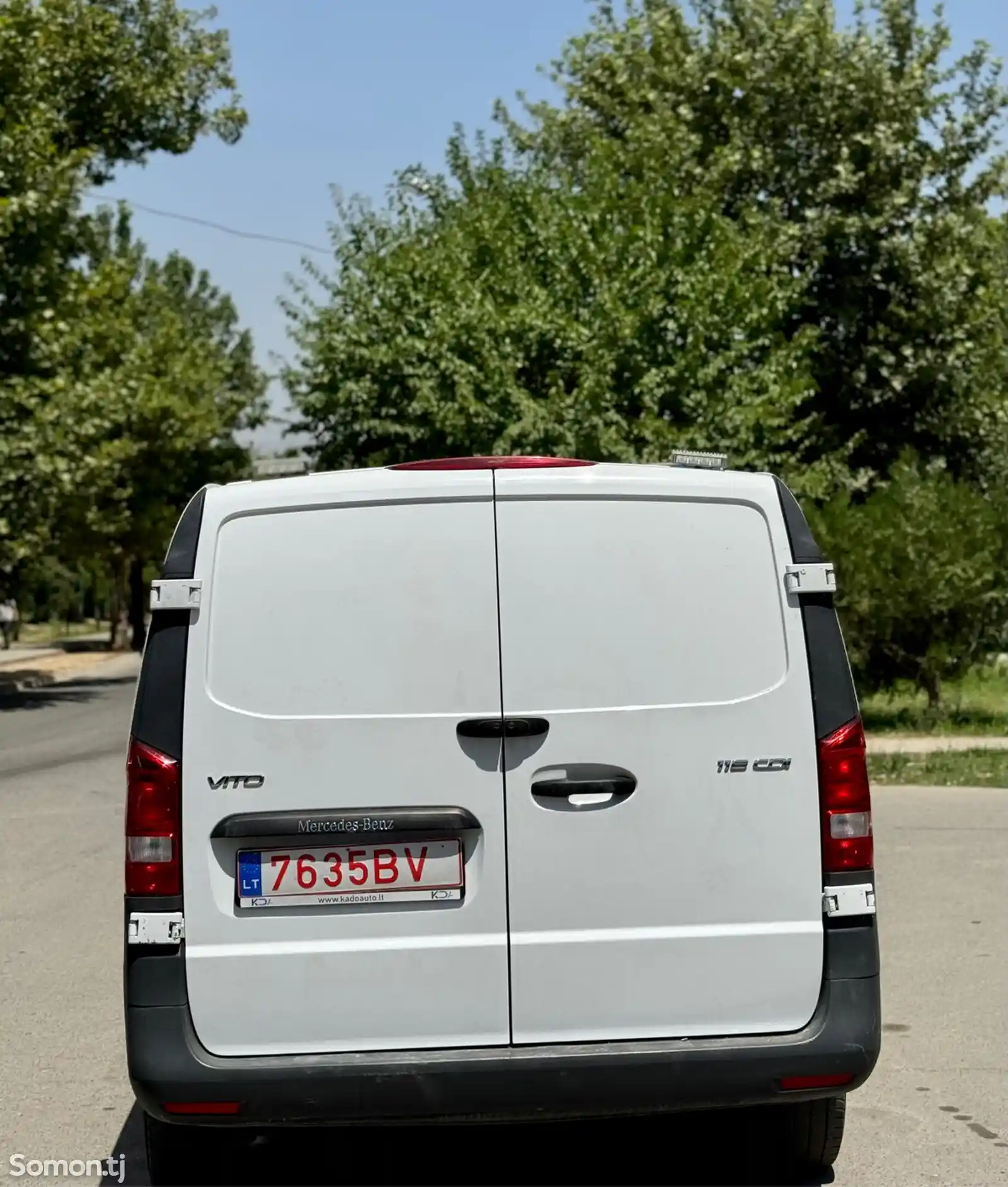 Фургон Mercedes Benz Vito, 2015-7