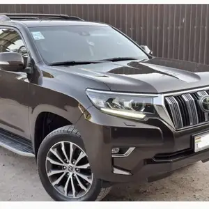 Toyota Land Cruiser Prado, 2023