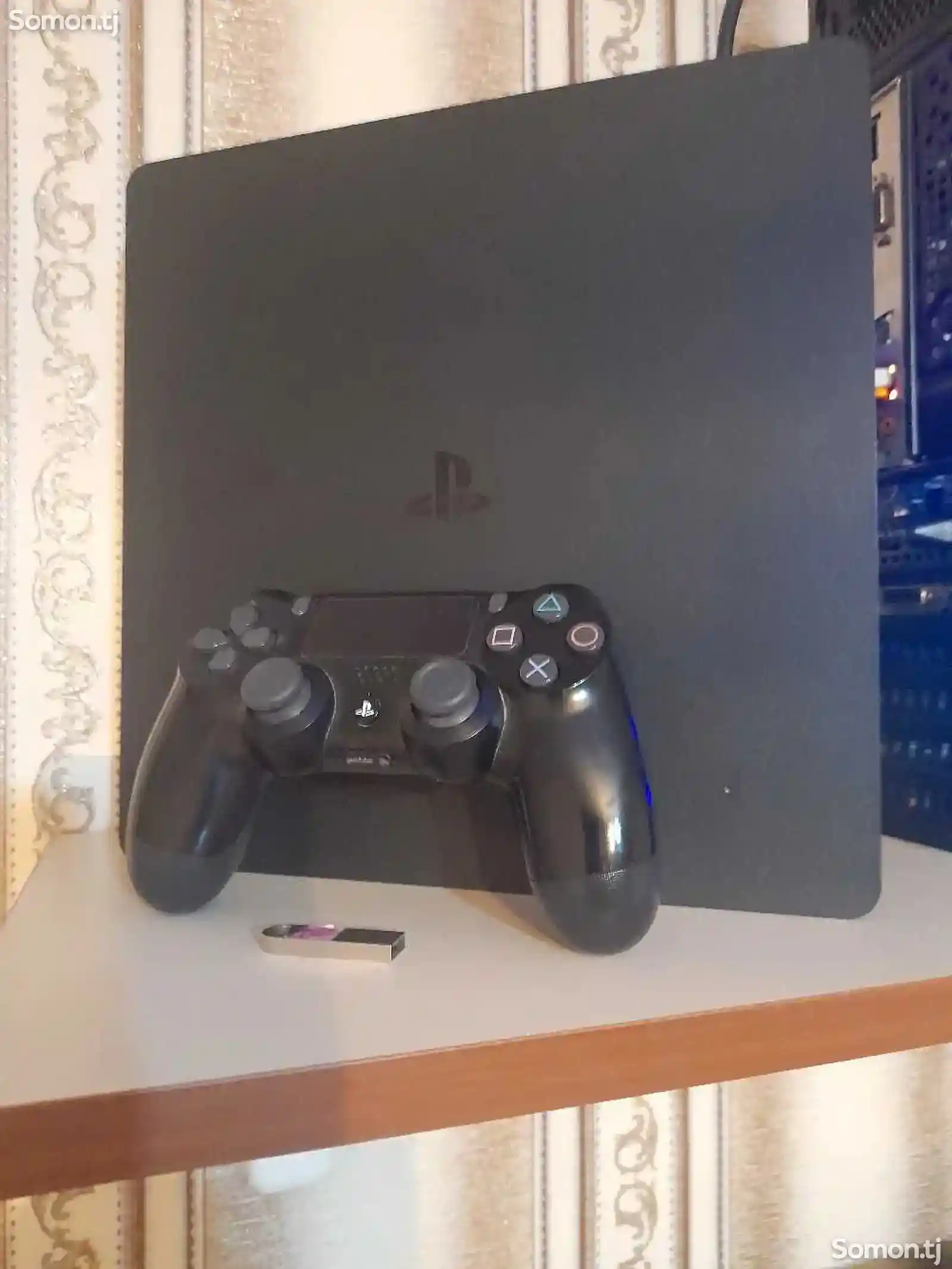 Игровая приставка Sony PlayStation 4 Slim Black Edition-3