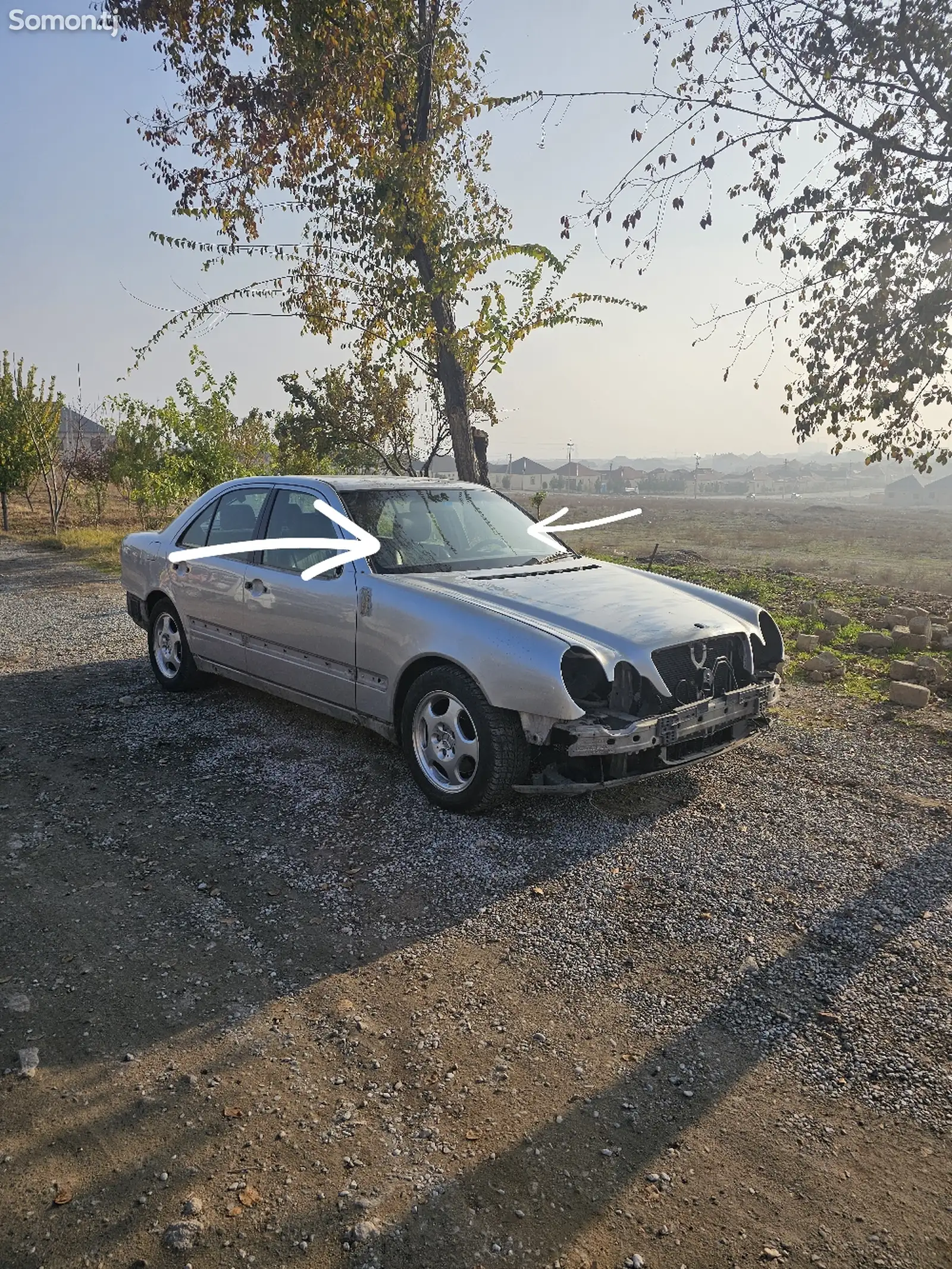 Лобовой стекло от Mercedes-Benz w210-1