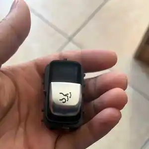 Кнопка багажника от Mercedes