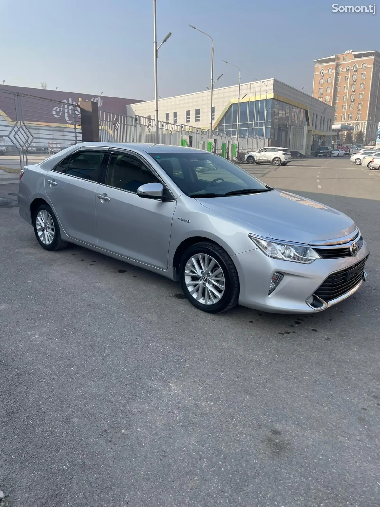 Toyota Camry, 2016-1