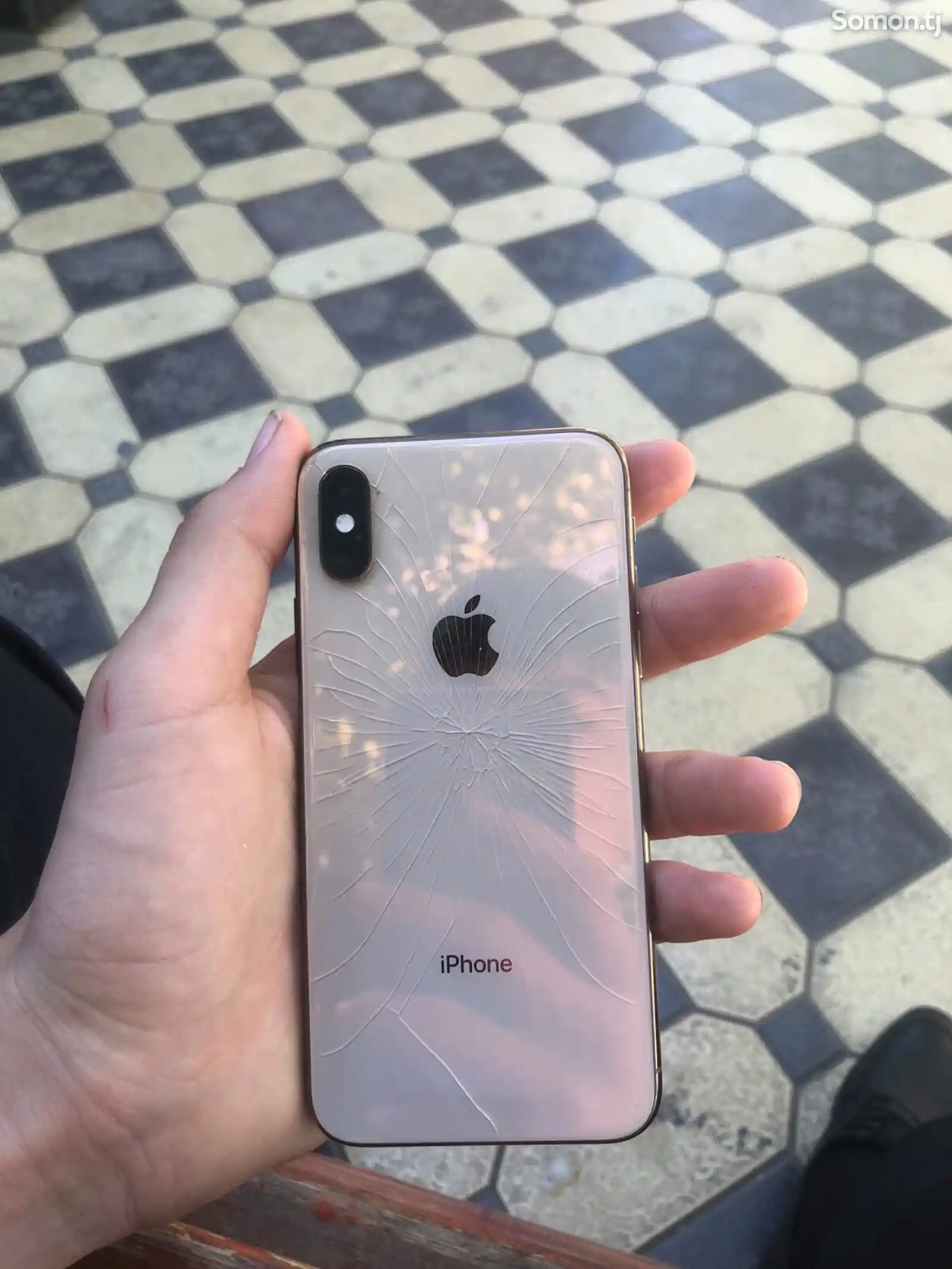 Apple iPhone Xs, 64 gb, Gold-3