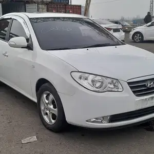 Hyundai Avante, 2010