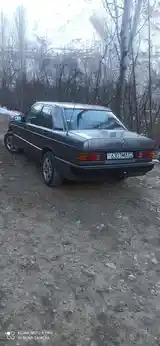 Mercedes-Benz E class, 1990-2