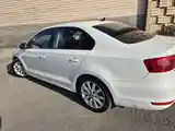 Volkswagen Jetta, 2014-4