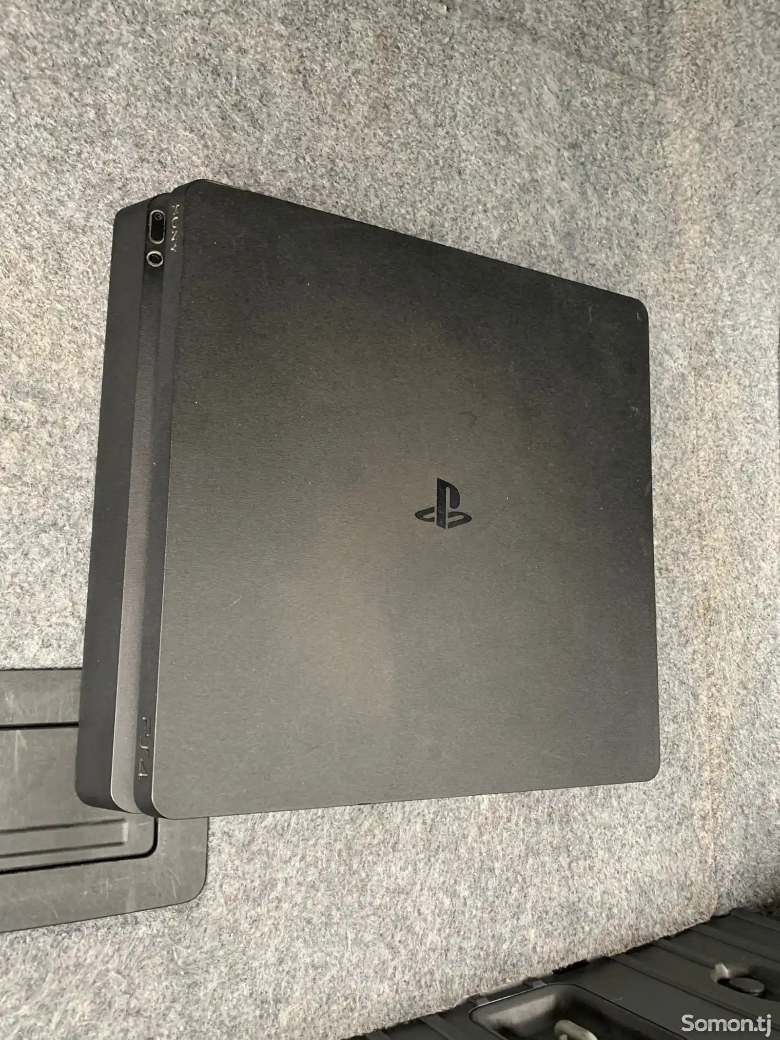 Игровая приставка Sony PlayStation 4 Slim