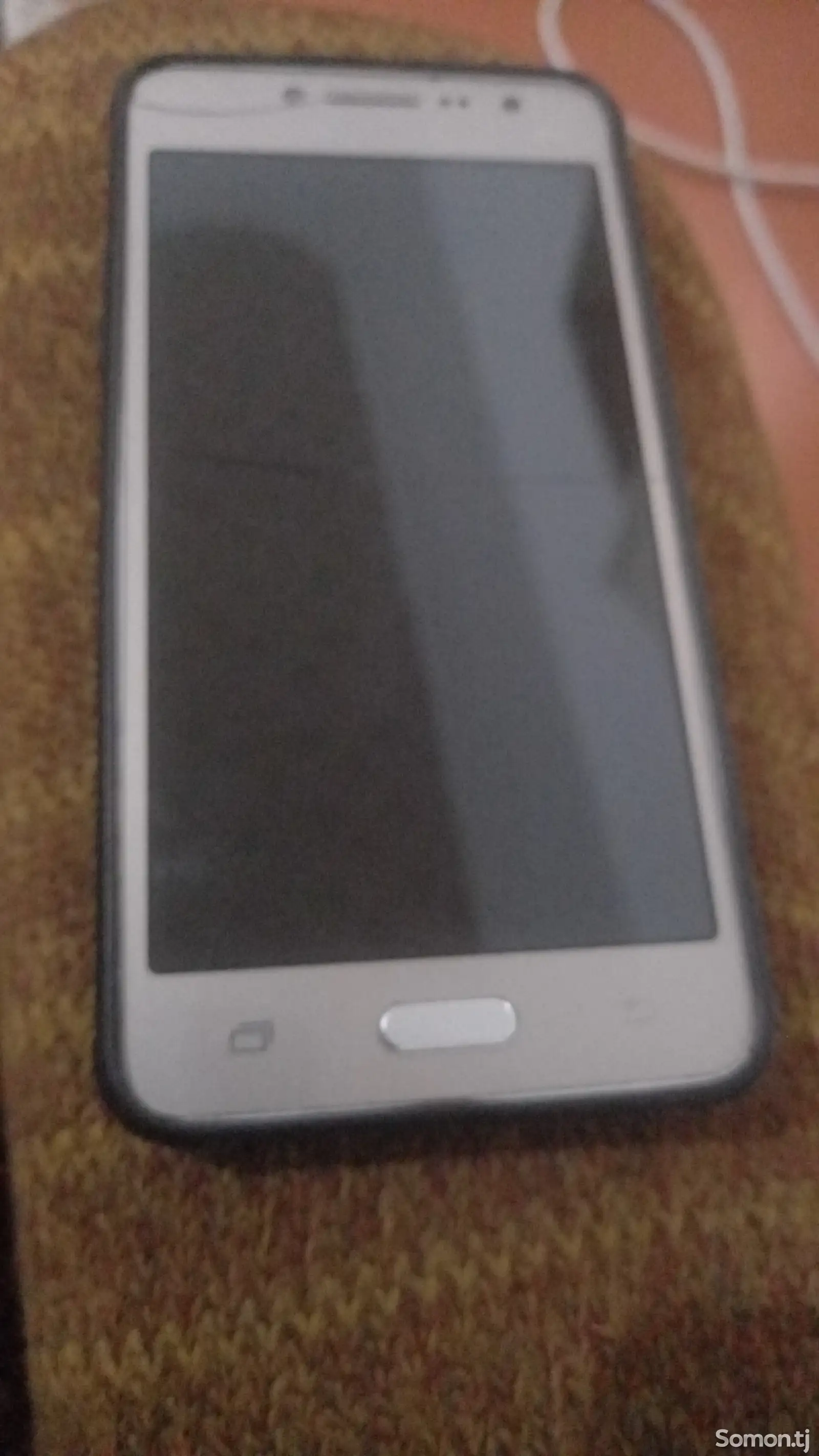 Samsung Galaxy J2-1