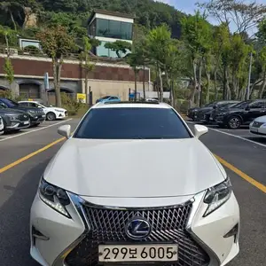 Lexus ES series, 2016