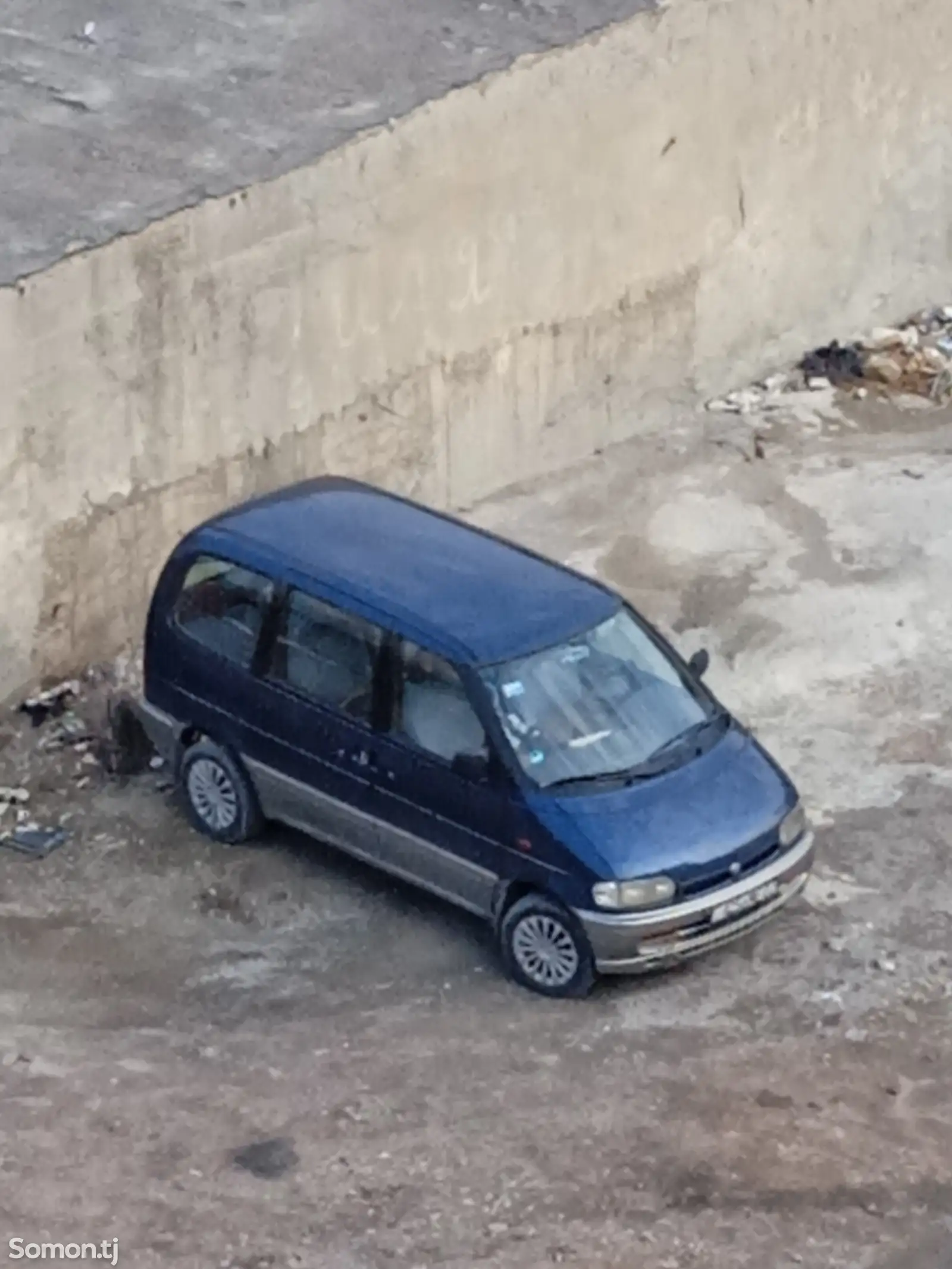 Nissan Serena, 1996-1