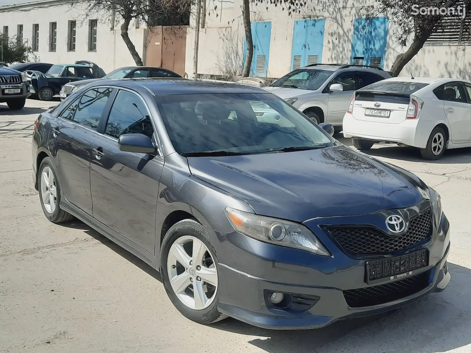 Toyota Camry, 2011-1