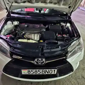 Toyota Camry, 2015