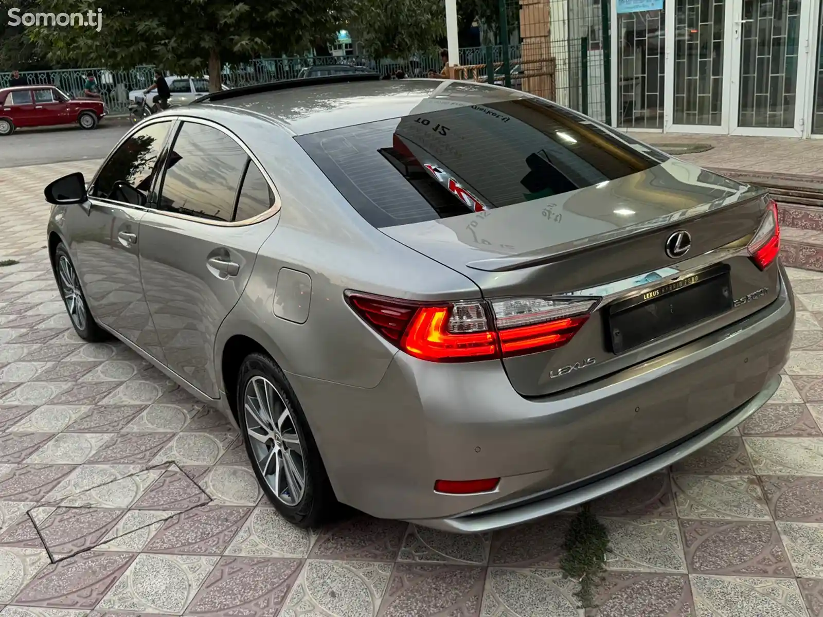 Lexus ES series, 2016-3