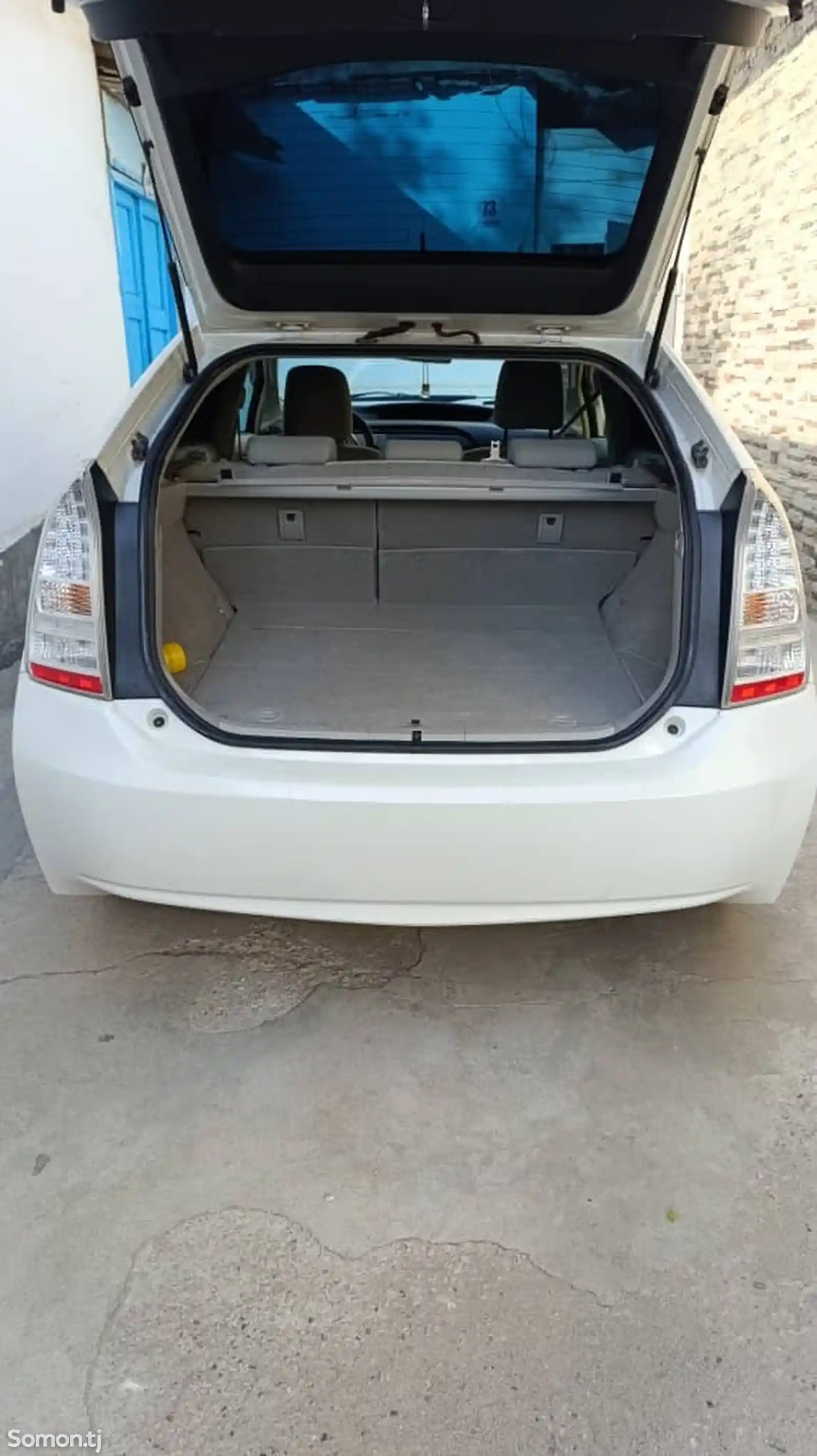 Toyota Prius, 2011-4