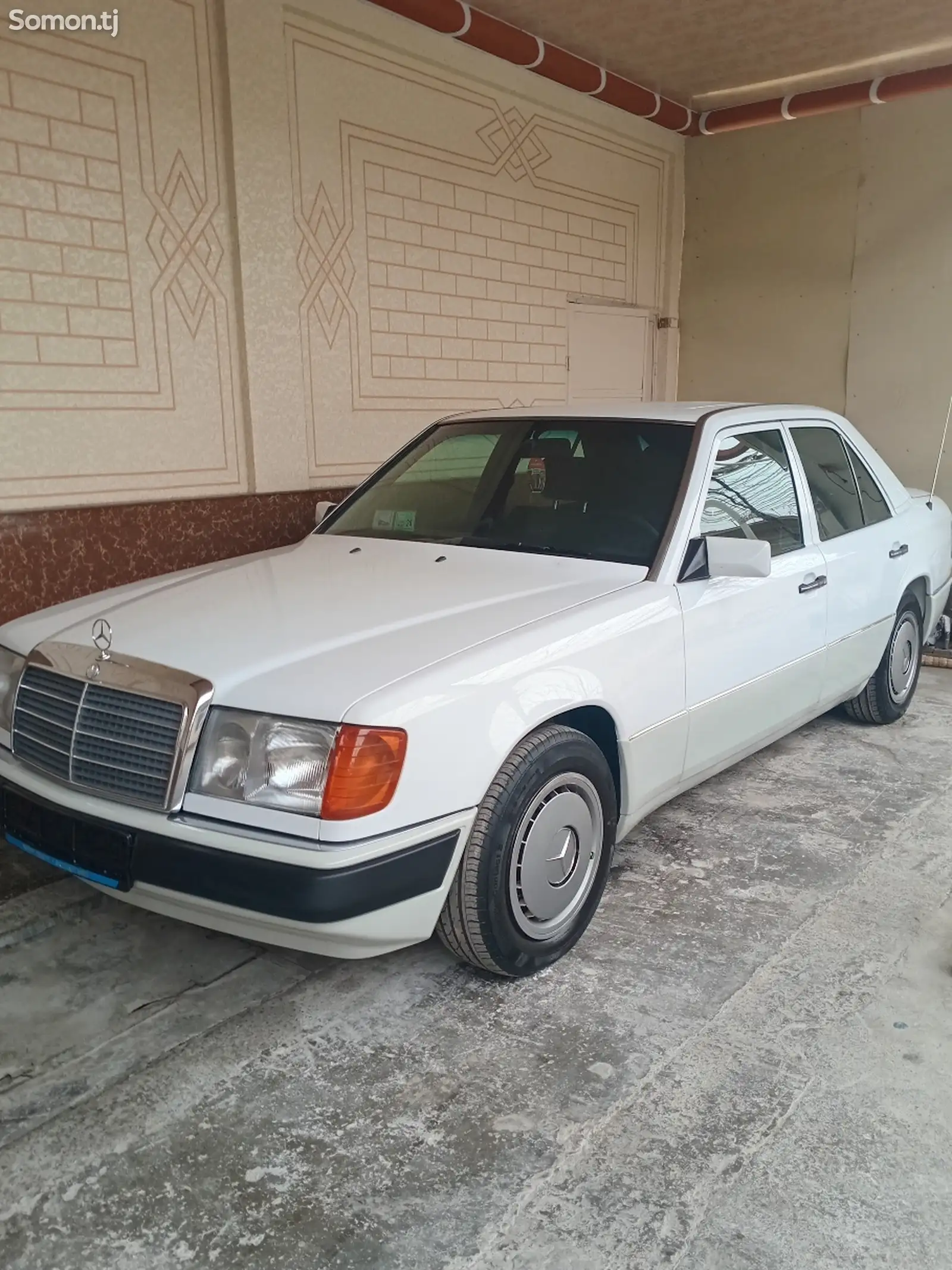 Mercedes-Benz W124, 1992-1