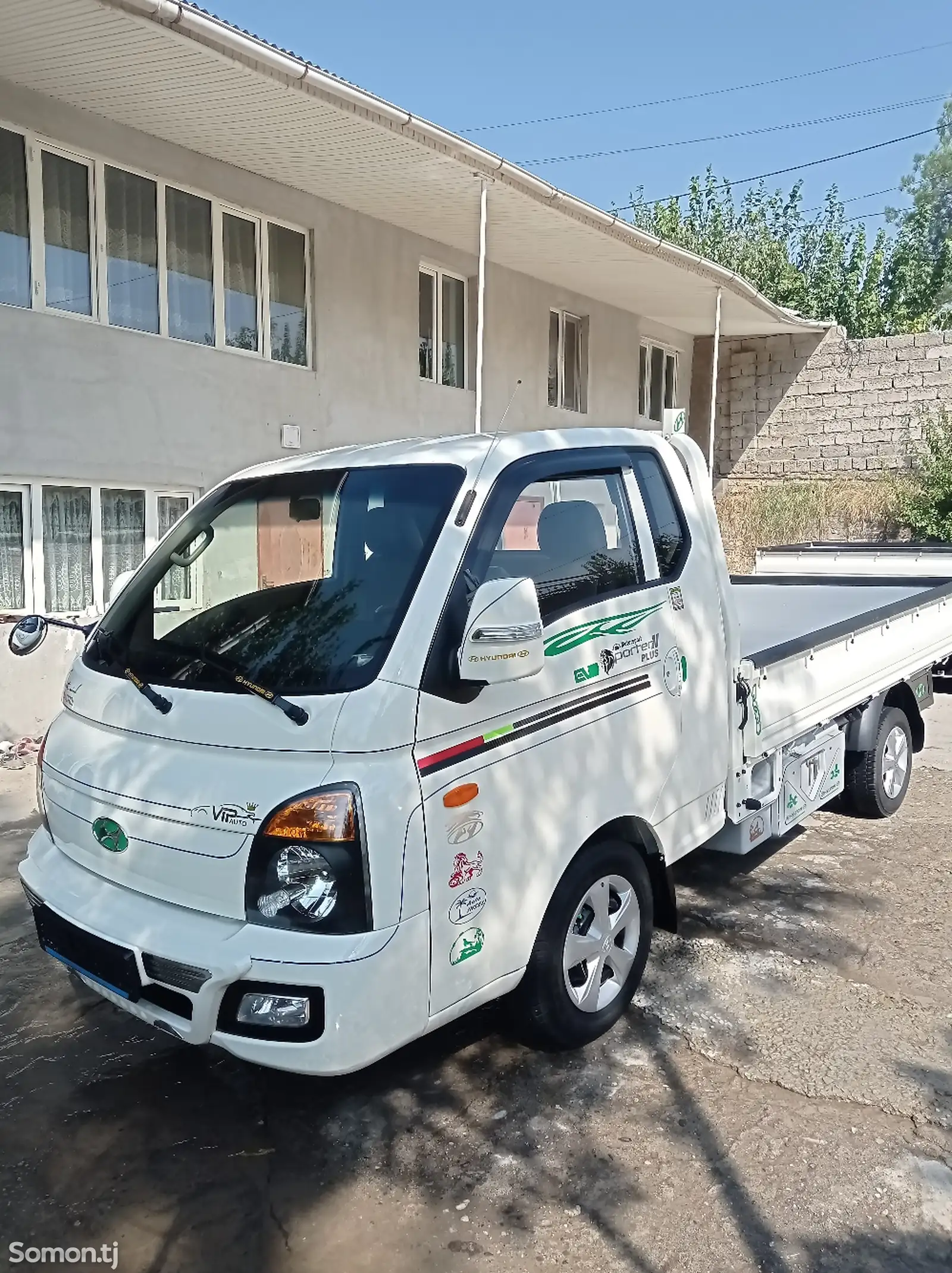 Бортовой автомобиль Hyundai Porter 2, 2015-1