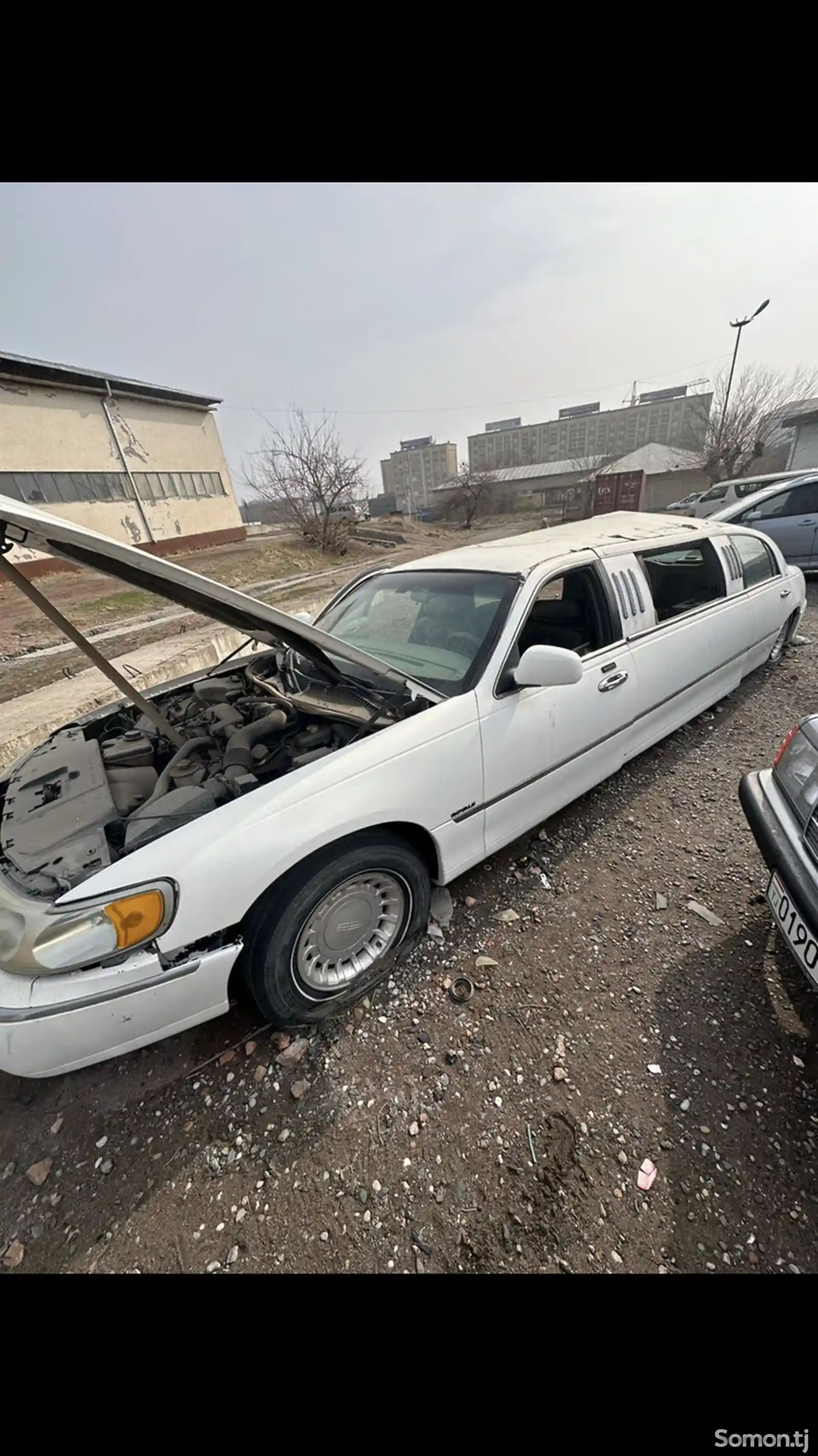 Lincoln Town Car, 2003-2