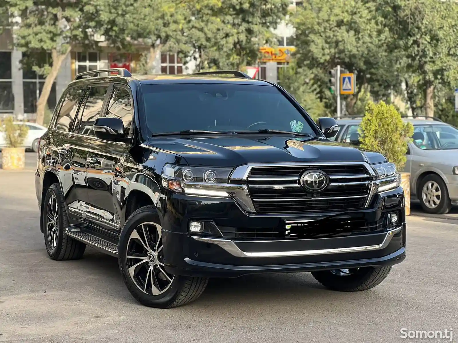 Toyota Land Cruiser, 2020-1