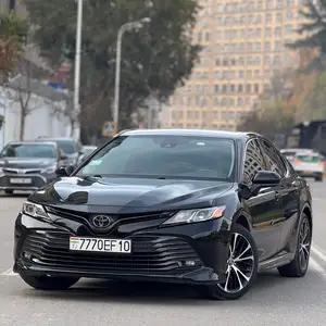 Toyota Camry, 2020