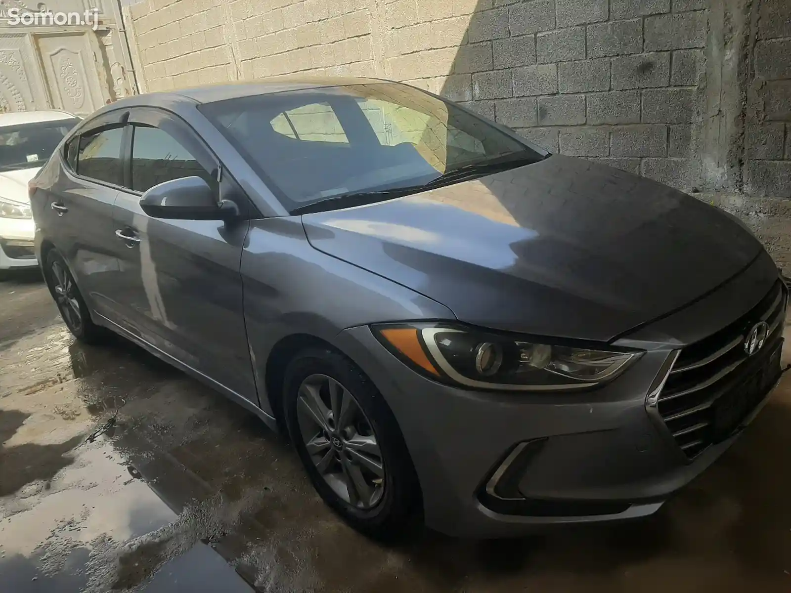 Hyundai Elantra, 2017-12