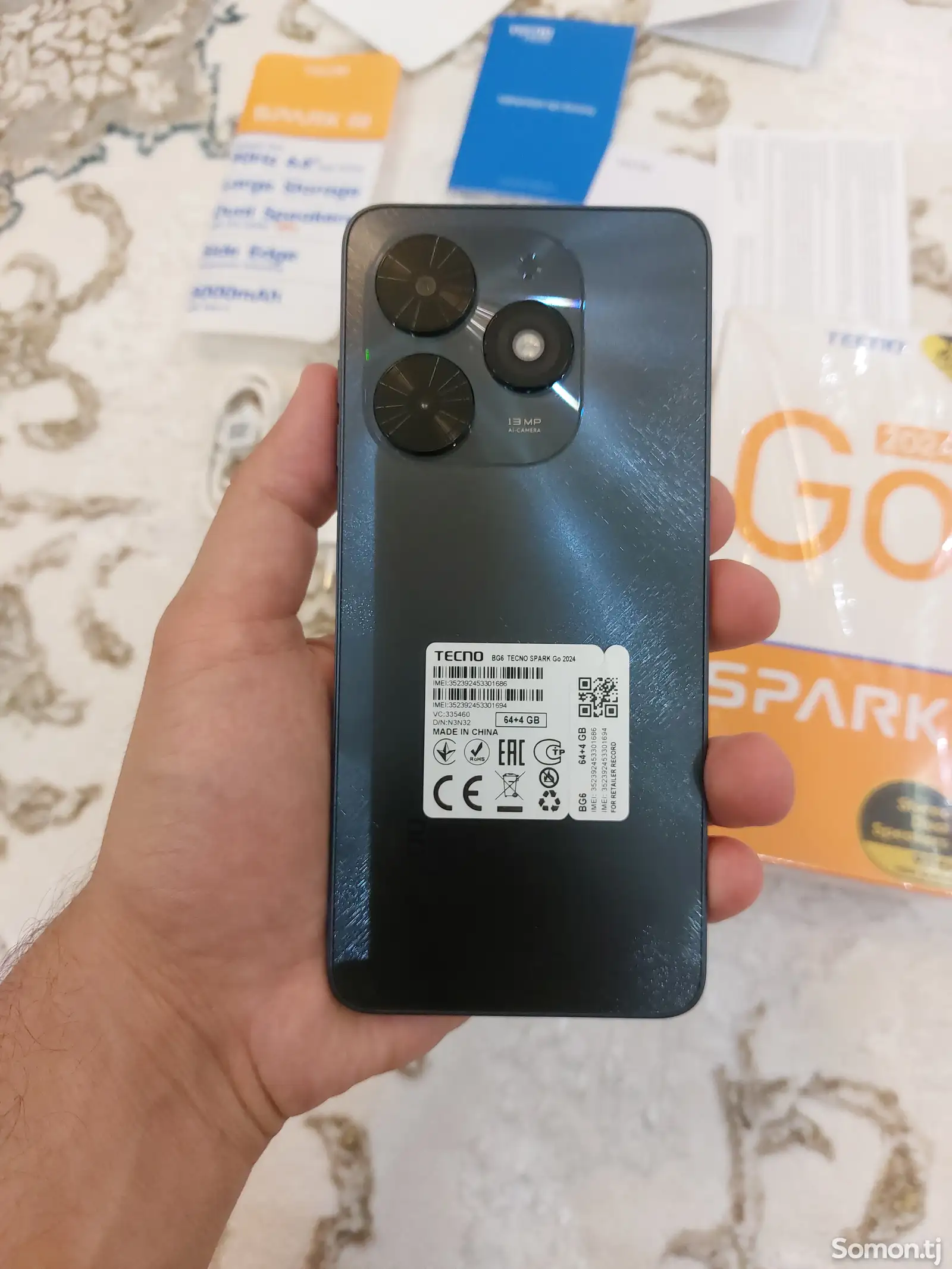 Tecno Spark Go 2024 8/64GB Black-1