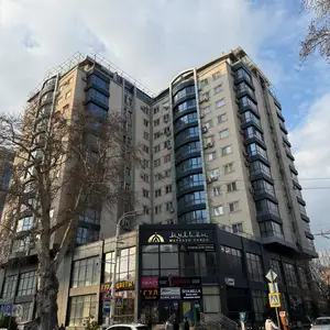 2-комн. квартира, 7 этаж, 85 м², ЦУМ