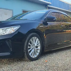 Toyota Camry, 2016