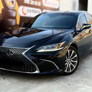 Lexus ES series, 2019