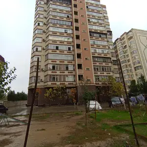 3-комн. квартира, 1 этаж, 87 м², Сино