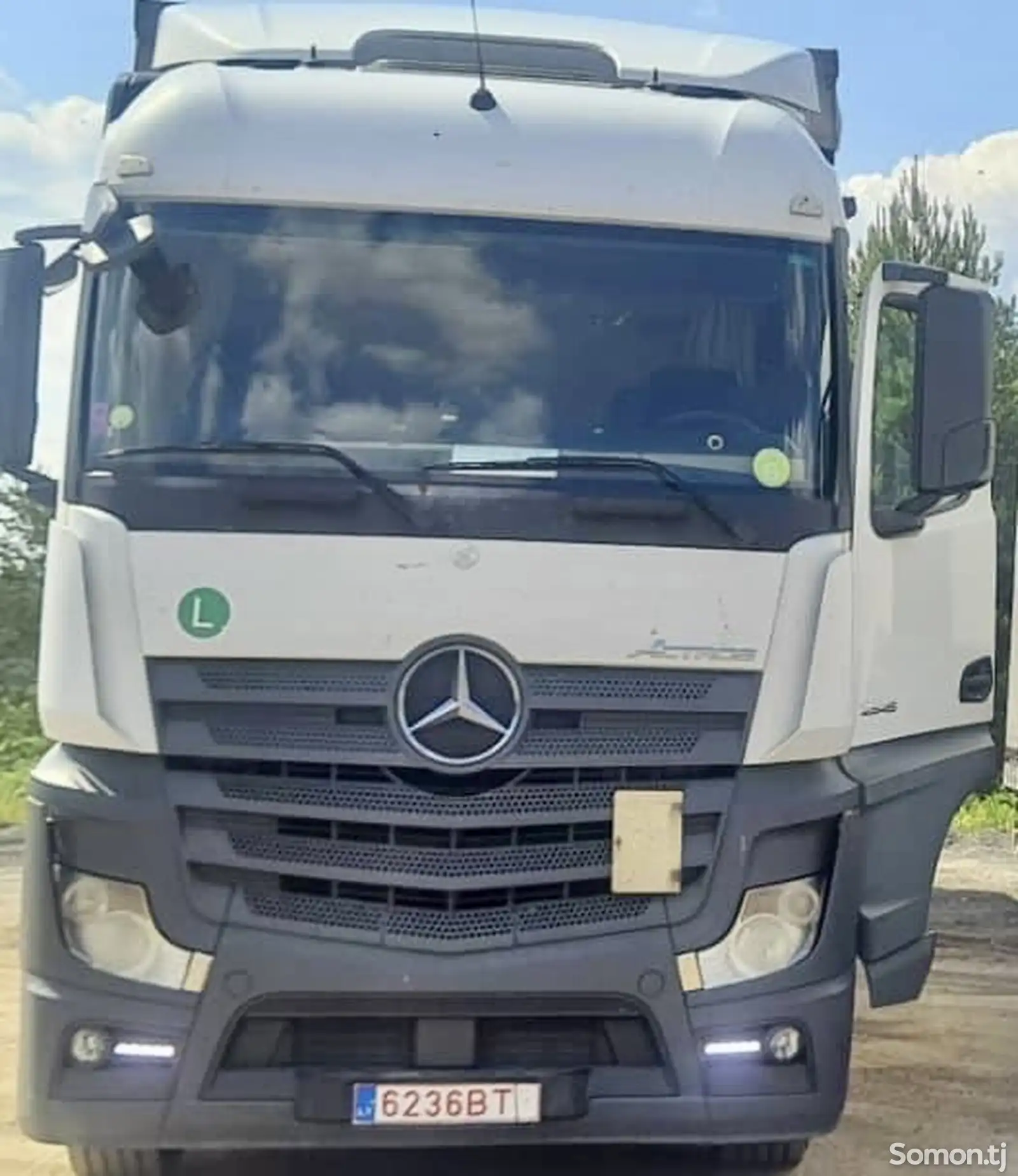 Бортовой грузовик Mercedes-Benz Actros, 2014-1